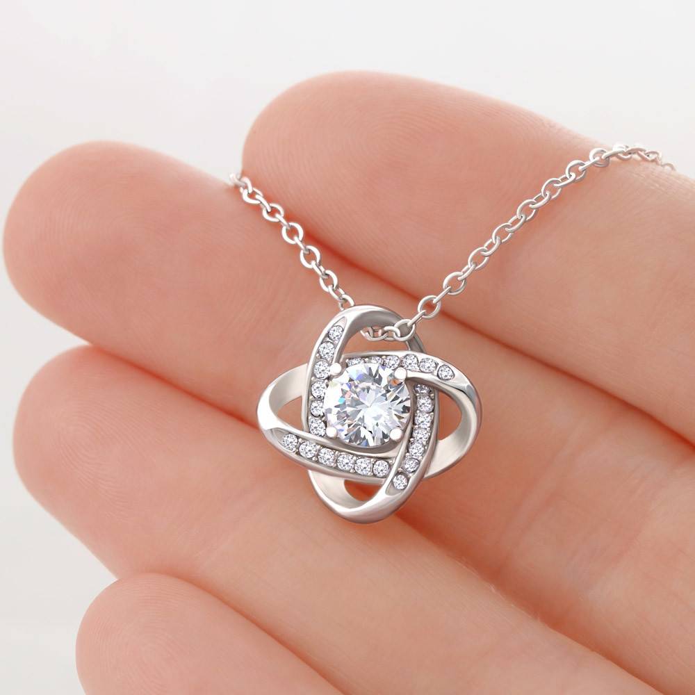 Love Knot Necklace - Vue 5